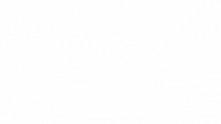 Service client pour l’entretien, le décrassage et le démoussage de toitures par Bouvier Toiture & Façade 83-13